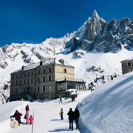 Le Prince Des Neiges Chamonix Mont Blanc